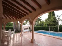Villa Steps from the Sea - Villas