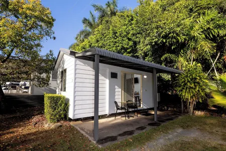 Big4 Whitsundays Tropical Eco Resort Отели в г. Фламетри