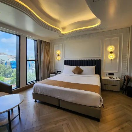 Dragonfly Hotel- the Art Hotel Отели рядом с достопримечательностью «Пляж Джуху»