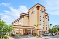 Comfort Suites Orlando Airport Hotels in Pine Castle