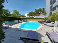 Cerise Bordeaux Mérignac Aéroport