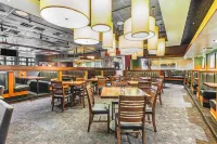 DoubleTree by Hilton Hotel Columbus - breakfast