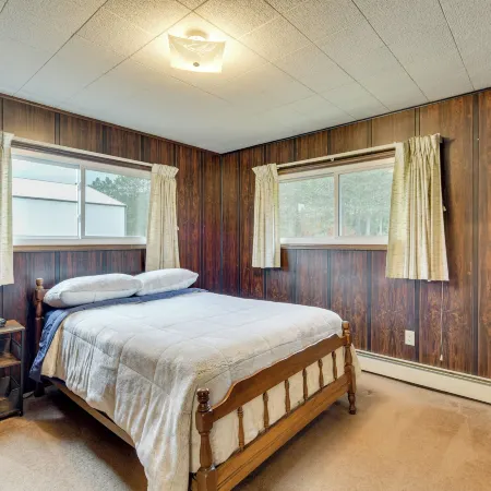 Fisher's Retreat: Hayward Home, Near Atv Trails! Hotels in Lenroot