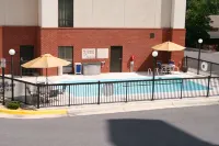 Hampton Inn Martinsburg South-Inwood - Pools