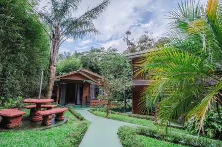 Dreams Lodge Отели рядом с достопримечательностью «San Luis Waterfall»