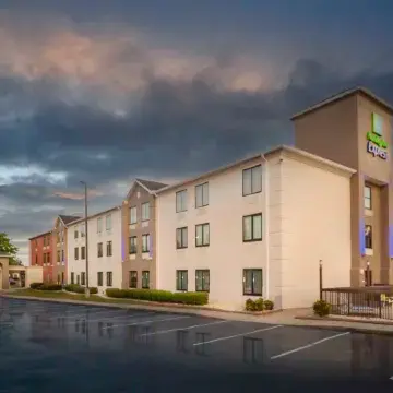 Holiday Inn Express CLAYTON (SE RALEIGH) by IHG