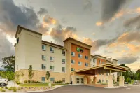 Holiday Inn Express & Suites Saugerties - Hudson Valley Hotels in Saugerties
