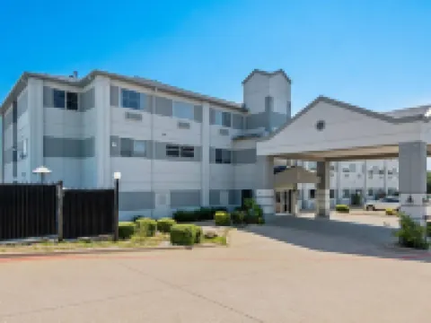 Super 8 by Wyndham Weatherford Hôtels à : Weatherford