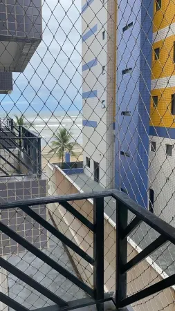 Incrível Apartamento pé na Área, Localizado no Centro de Mongaguá Отели в г. Монгагуа