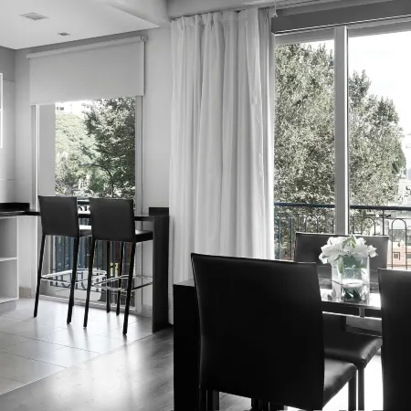 CH Recoleta Suites Отели рядом с достопримечательностью «Конгресс-центр Buenos Aires Auditorium»