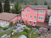 Hotel Derby Interlaken - Action & Relax Hub Hotels near Rugenbraeu