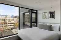 Keefer House - balcony