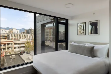 Keefer House Отели рядом с достопримечательностью «Коммершиал Драйв»