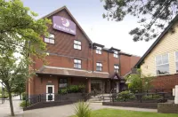 Premier Inn Milton Keynes Central (Xscape) - Parkplatz