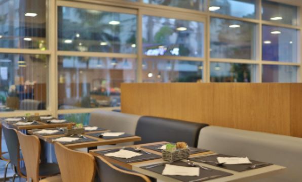 Ibis Salvador Rio Vermelho