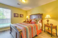 2 Mi to Uca: Group Getaway w/ Private Yard! - 3-Star