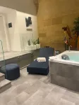 Palazzo Sangiorgio - Bathtub