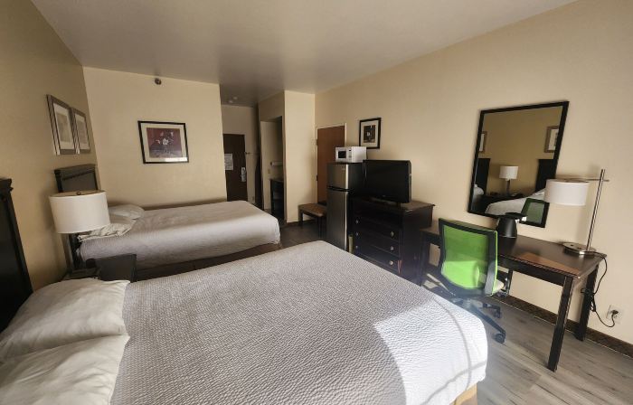 CASH REWARDS INN & SUITES