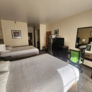 CASH REWARDS INN & SUITES