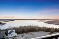 New Listing Ozark Views at Majestic - Perched on the Hills