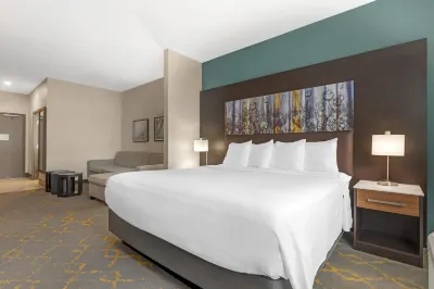 Best Western Plus Isanti Hotels in der Nähe von Honeysuckle Park