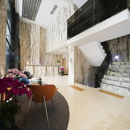 Dobong Hotel Bay204 Отели рядом с достопримечательностью «Храм Чхончхукса»