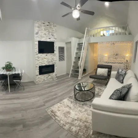 The Tiny Cottage in the Springs/ Central FL