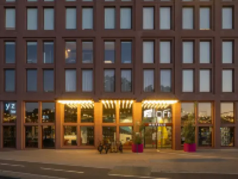 Aloft Strasbourg City Centre Hoteles cerca de History Museum