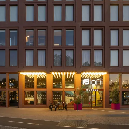 Aloft Strasbourg City Centre Отели рядом с достопримечательностью «Европейский суд по правам человека»