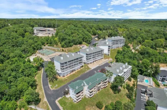 Family-friendly Condo w/ 2 Pools & Updated Deck on the 14mm