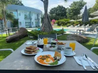 Xhiara Hotel - breakfast