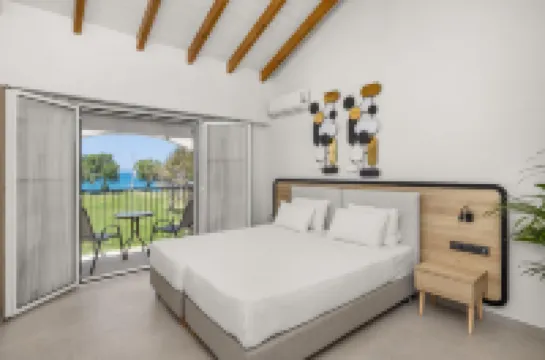 White Olive Marine Aquapark