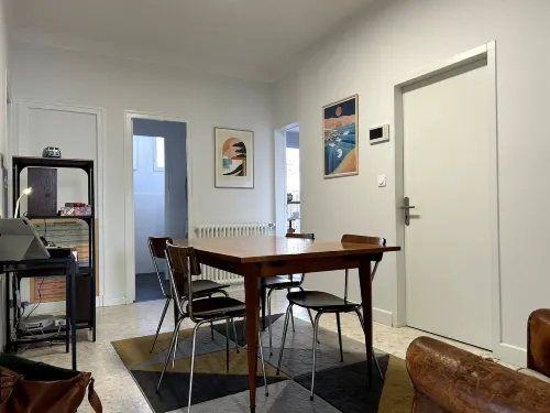 Les Cognassiers Hotels in Le Passage