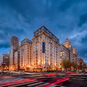 Hamilton Hotel - Washington DC Отели рядом с достопримечательностью «Площадь Макферсона»