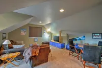 'Bozeman Getaway' w/ Mountain Views, Near Downtown - Kitchenette