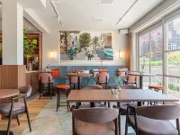Malie House Hotels near Oost