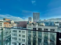 Cozy 1BR City Centre Near Meir Shopping by Oneluxstay Hotels in Stabroek