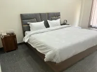 Home Town Resort - 2-Star
