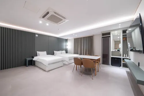 Cheongju Hotel Urbanty - 2 stjerner