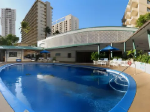 เดอะเซิร์ฟแจ็ค โฮเทลแอนด์สวิม คลับ