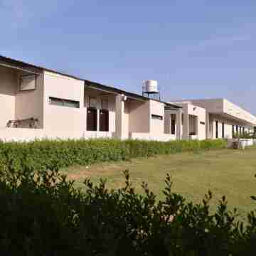 Van Vihar the Tree Resort Hotel Exterior