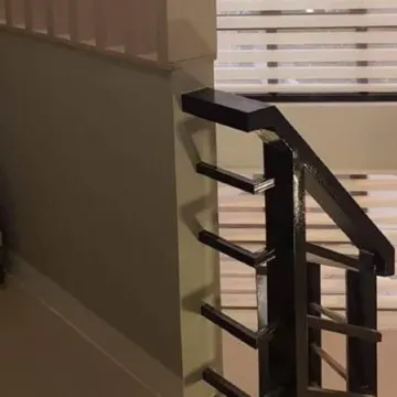 Villa - Sleeps 10 - Communal Pool - Parking