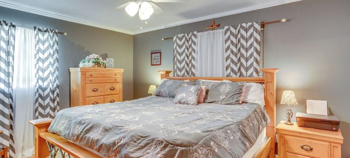 Lawton Home w/ Deck, Near Casinos + Museums! Ξενοδοχεία στην πόλη Comanche County