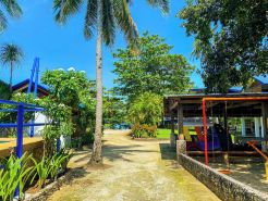 Rainbow Bay Beach & Dive Resort