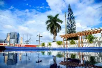 Da Vinci Hotel & Conventions - Kolam Renang