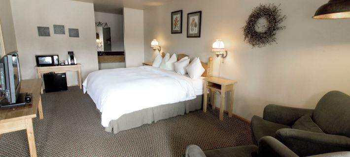 Linderhof Inn Hotels in Leavenworth