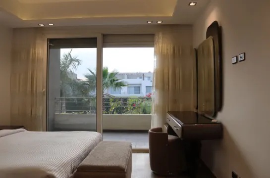 Alsawah 5-Bedroom Villa with Private Pool  Palm Hills Sheikh Zayed