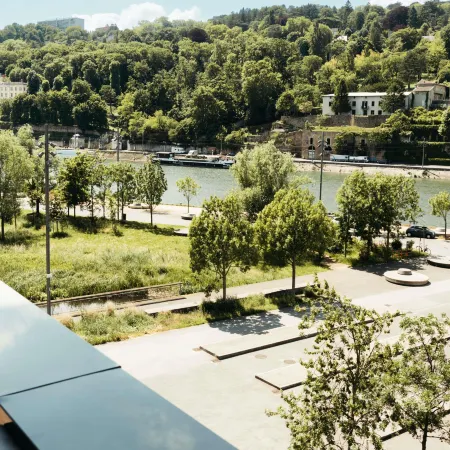 Novotel Lyon Centre Confluence Bord de Saone