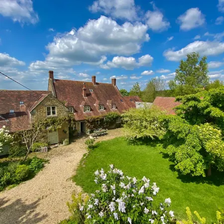 Holiday Home in Bruton With Private Lakes Hotel a Wincanton
