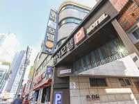 Beomeosa Beomeo Motel 金井山城（クムジョンサンソン）周辺のホテル